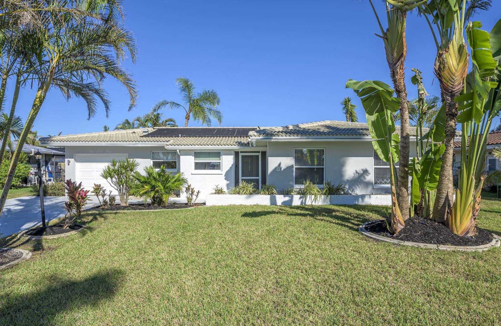 North Fort Myers Lawn Mowing Service