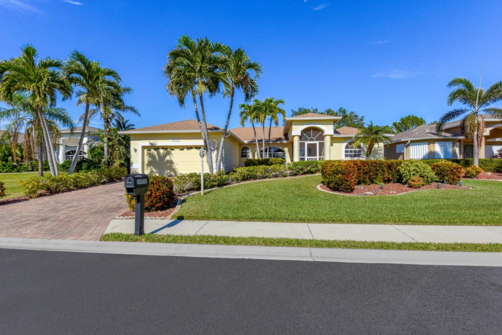Cape Coral Lawn Mowing Service