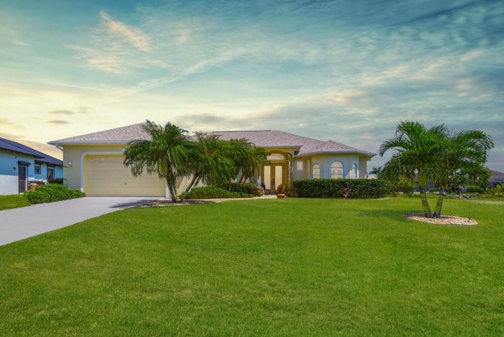 Cape Coral Lawn Mowing Service