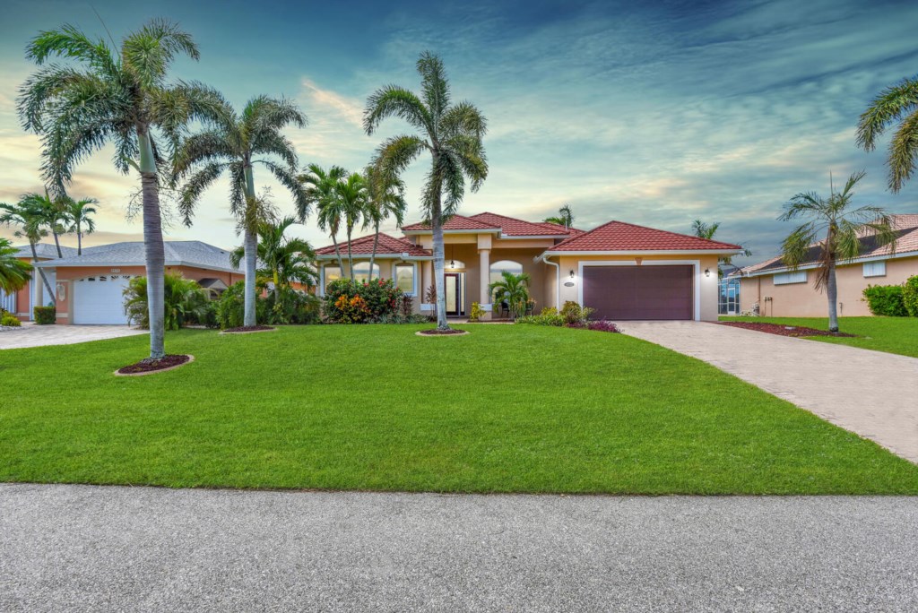 Cape Coral Lawn Mowing Service