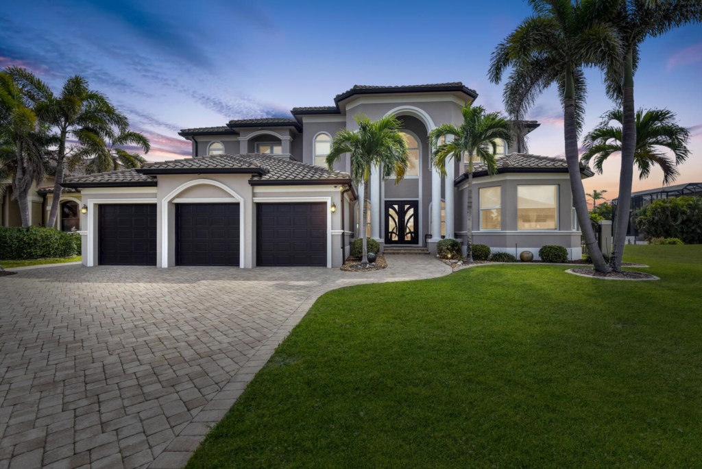 Cape Coral Lawn Mowing Service
